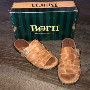 Tan Tempo Born Sandals